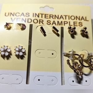 Uncas International Vendor earrings set of Five.NWT.